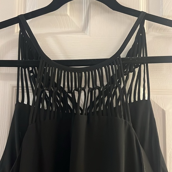 Black and white flowy dress - Picture 2 of 5